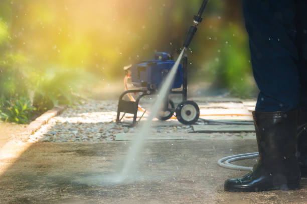 Best Gutter Cleaning  in Bonner Springs, KS