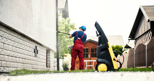 Best Driveway Pressure Washing  in Bonner Springs, KS
